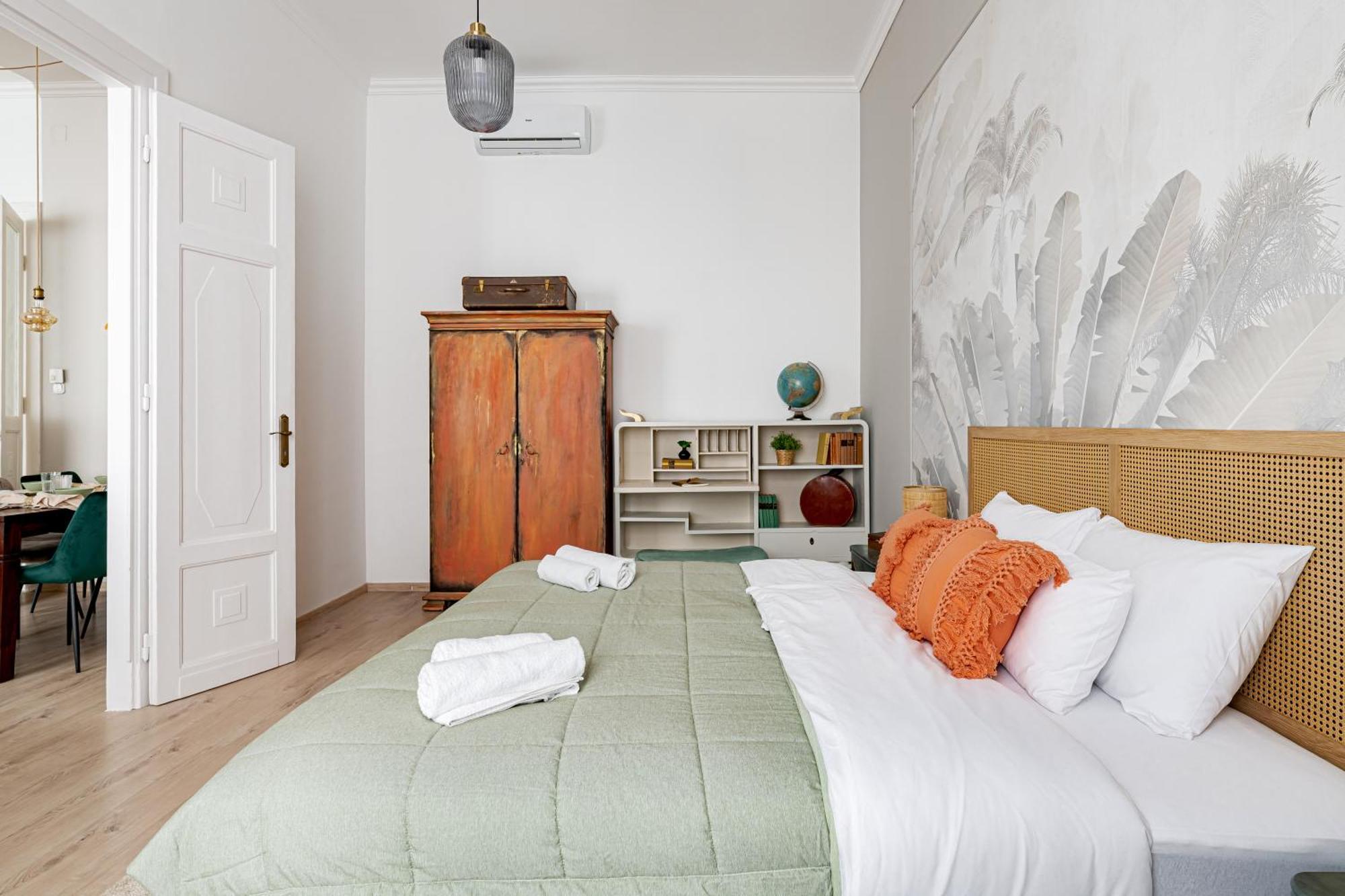 Jungle Aesthetics Downtown Apartman Aircon And Garage Parking Budapest Extérieur photo