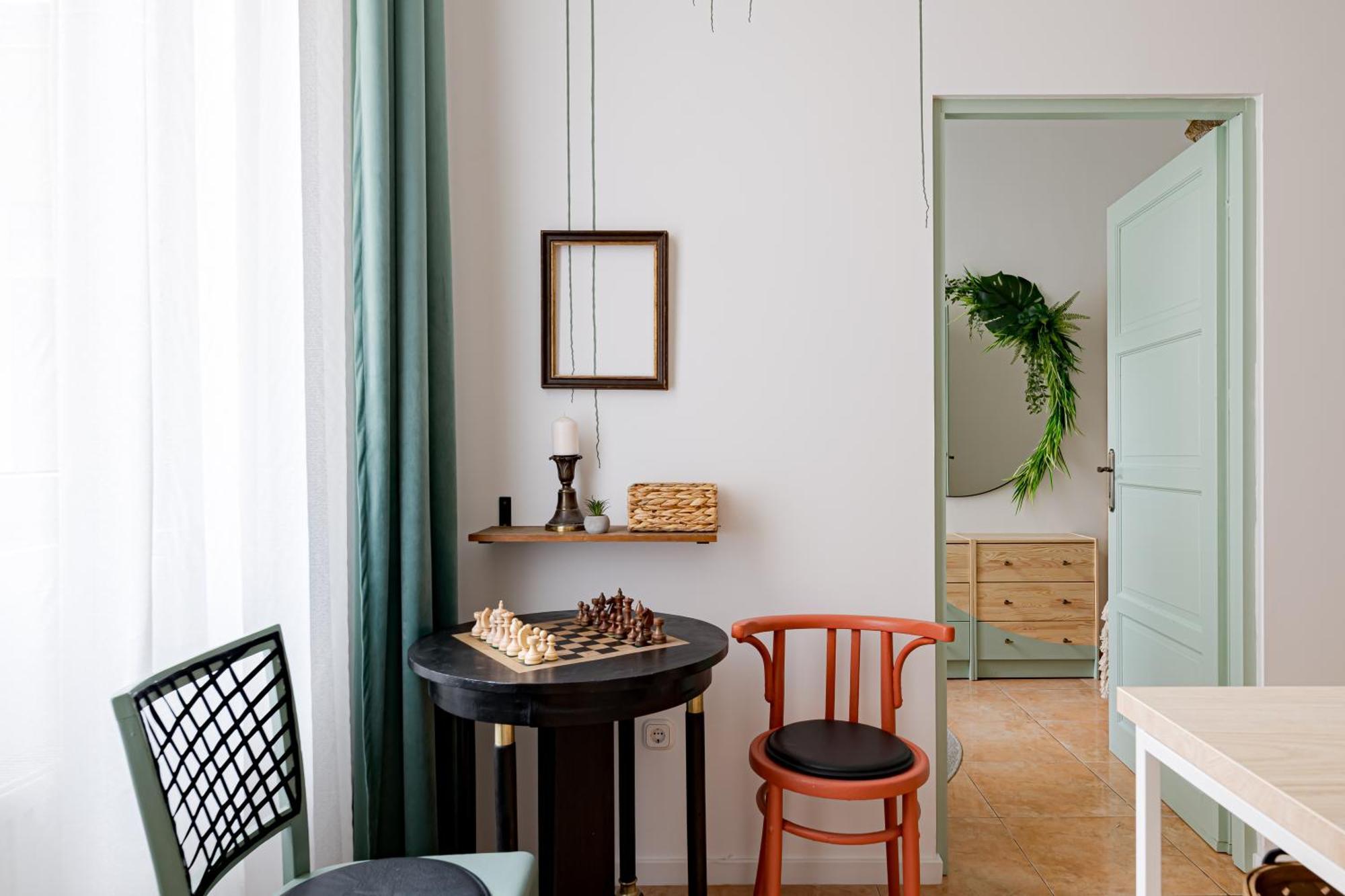 Jungle Aesthetics Downtown Apartman Aircon And Garage Parking Budapest Extérieur photo