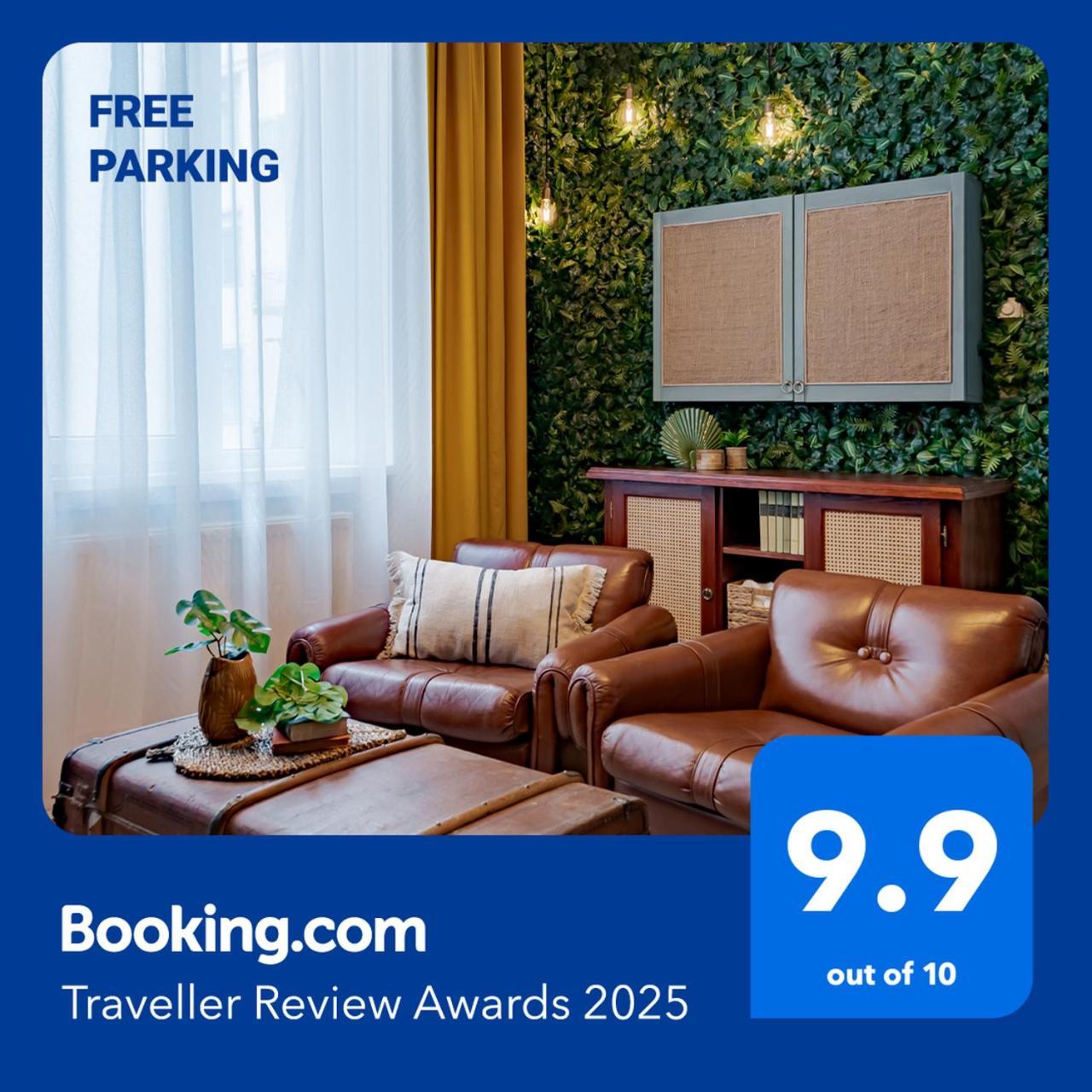 Jungle Aesthetics Downtown Apartman Aircon And Garage Parking Budapest Extérieur photo
